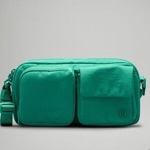 lululemon athletica Multi-Pocket Crossbody Bag 2.5L